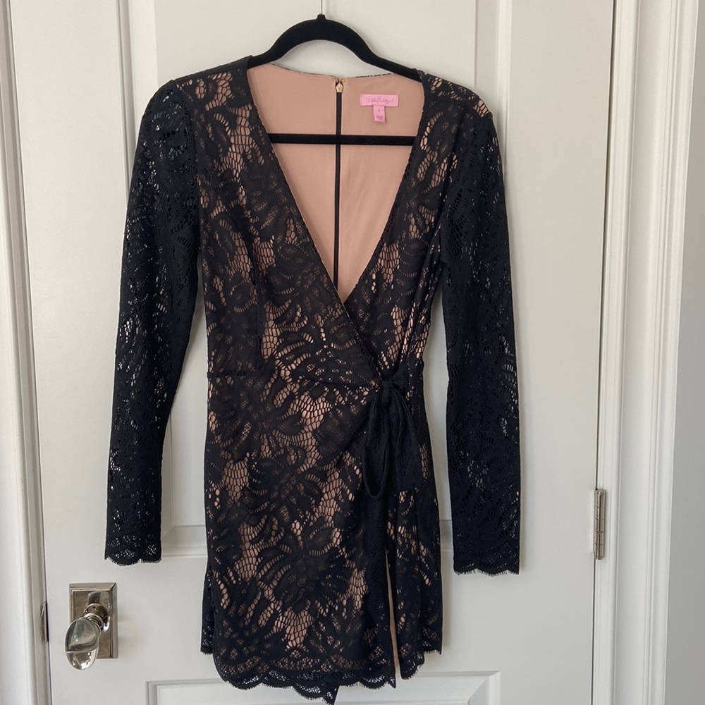 Lilly Pulitzer Tiki Wrap Romper (Black) Size Small